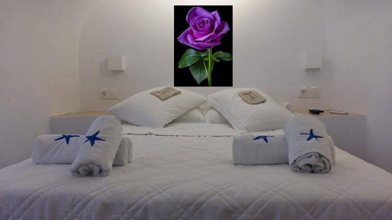 Caldera Cliff Suites Fira  Exterior foto