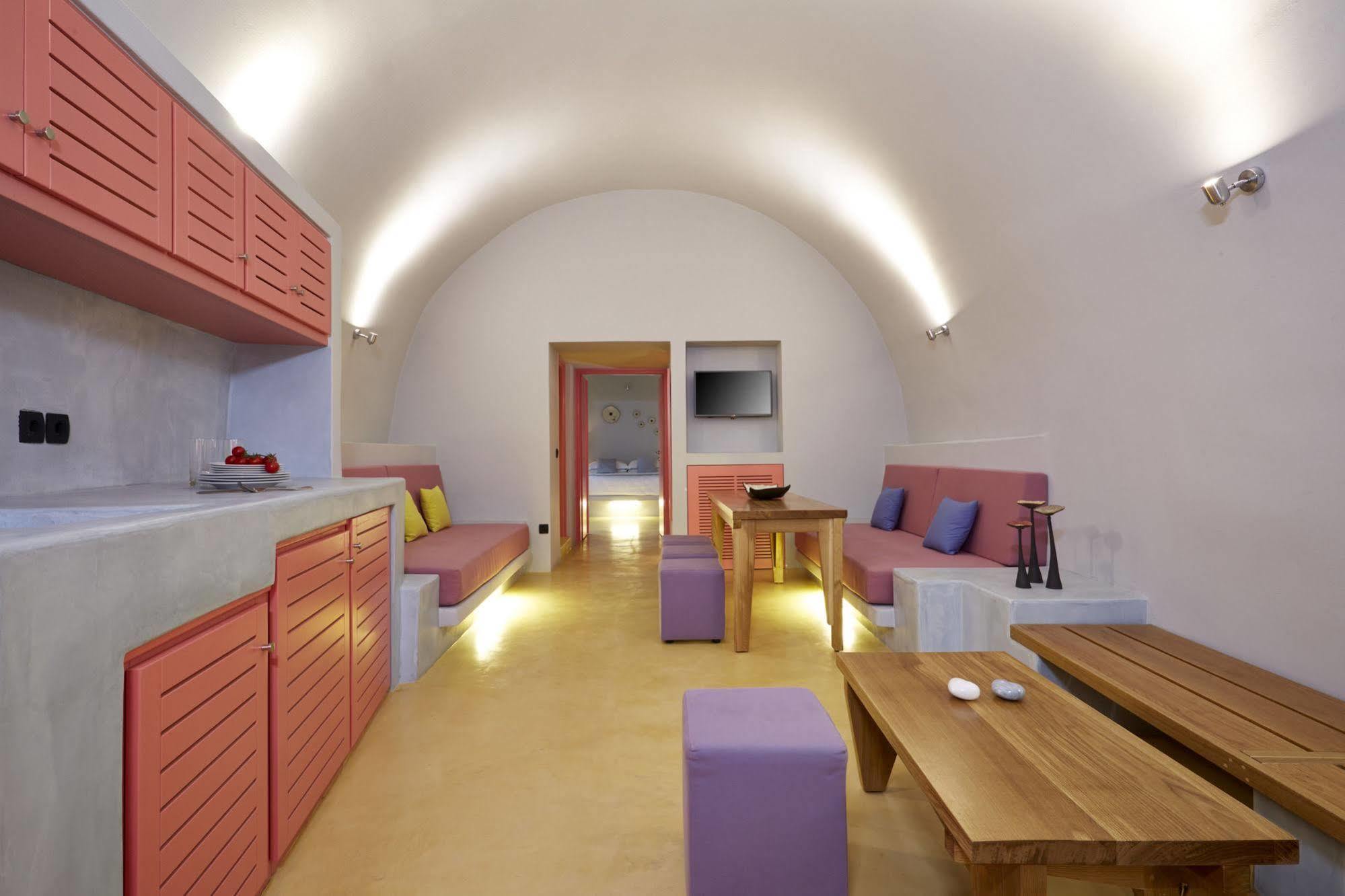 Caldera Cliff Suites Fira  Exterior foto